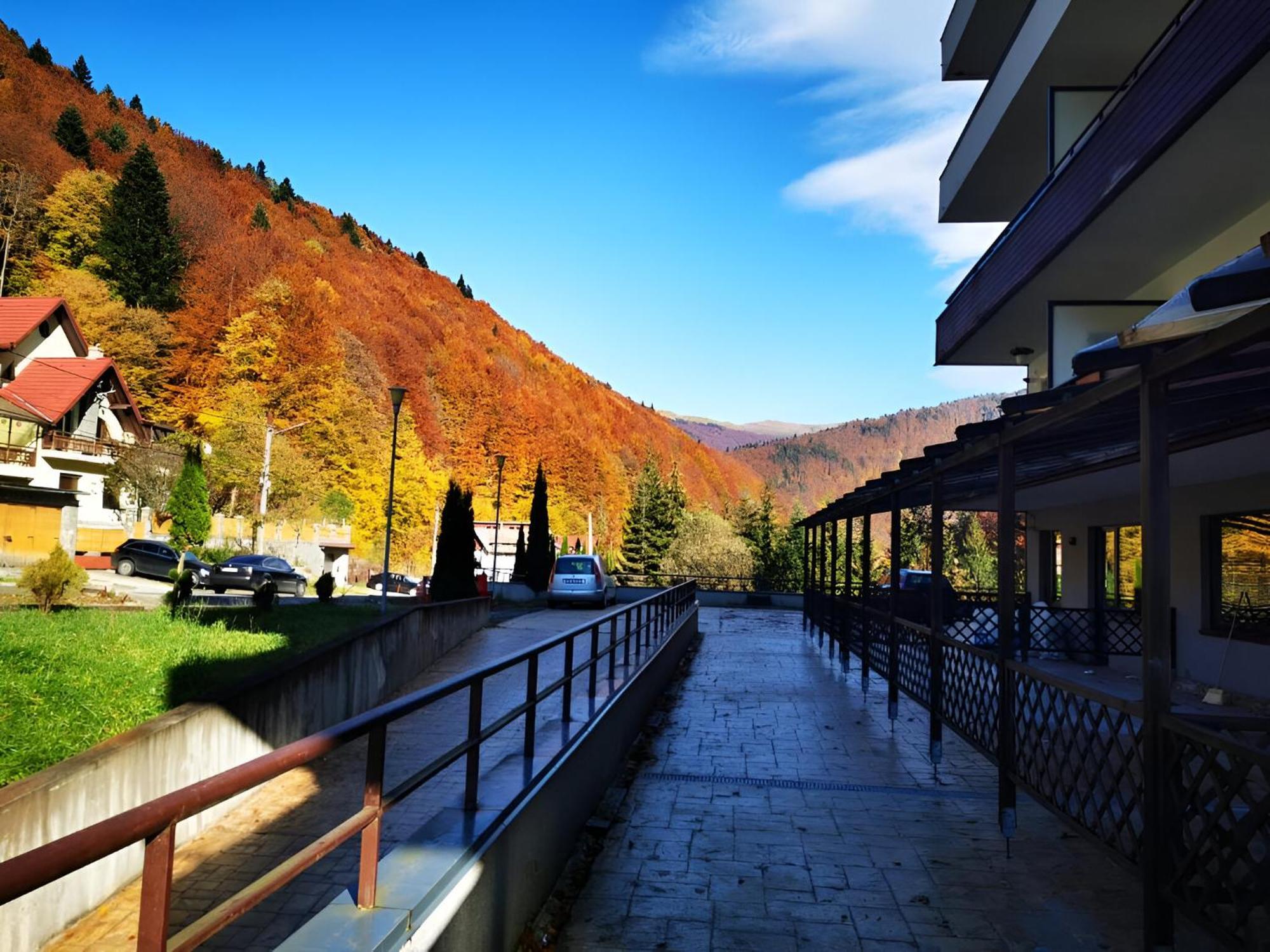 Serenity Suite Sinaia Exterior foto